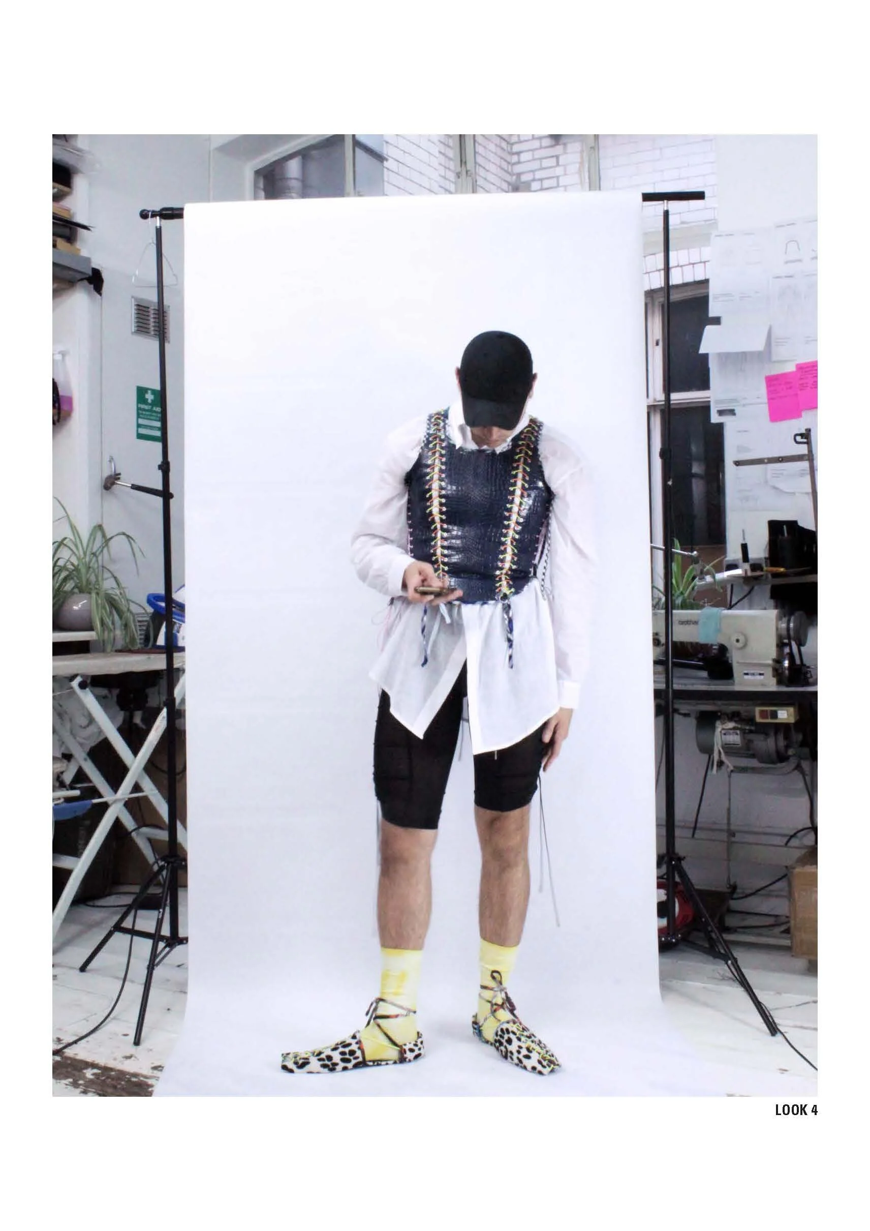 ParnellMooney(SS2021)Lookbook001_Page_09.jpg