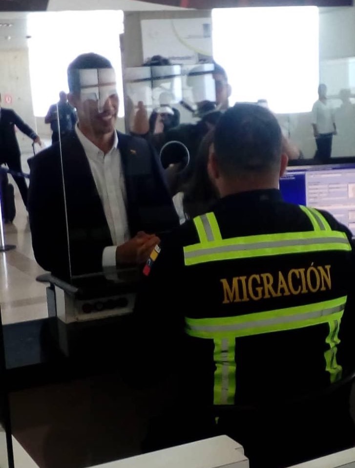 Juan Guaido arriving back at Maiquetia airport on the 4th March