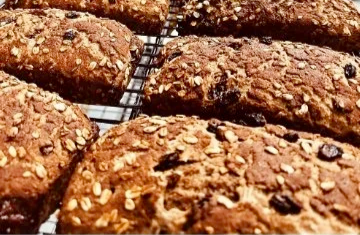 Oat Cinnamon Raisin Loaf