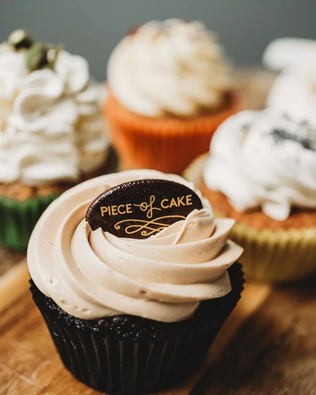 Our signature cupcake!&nbsp;🧡🧁
Because a chocolate cupcake with coffee flavour and hazelnut praline never gets old!

Have you tried it yet?