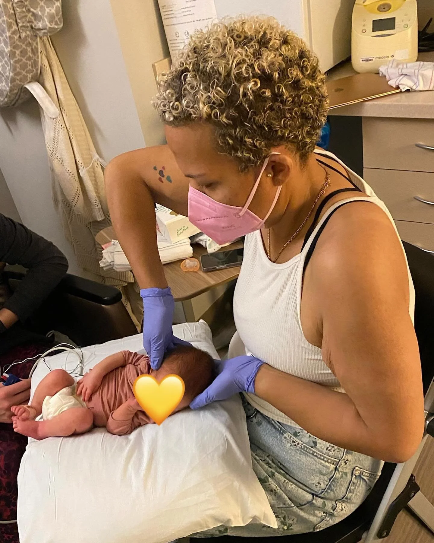 I make NICU calls. This babe was on their way to being a champ eater and just needed a little cranio zhuzh and is now home and eating like they&rsquo;ve been doing it perfectly all along. Their parents are AMAZING and are doing all the things for thi