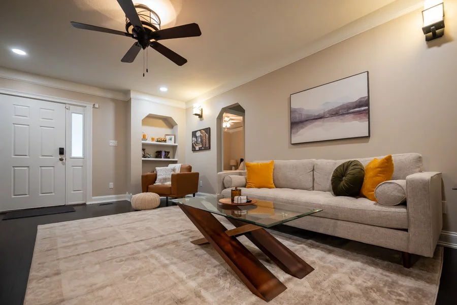 1175 SW Collins-6.JPG