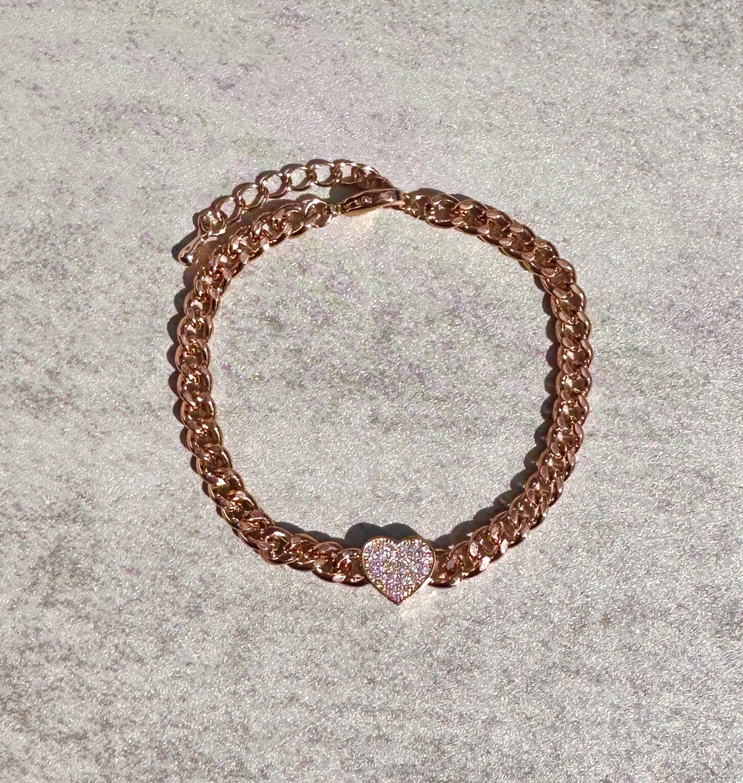 4B2EF093-62F2-42FC-AA51-45CCF3E4169B