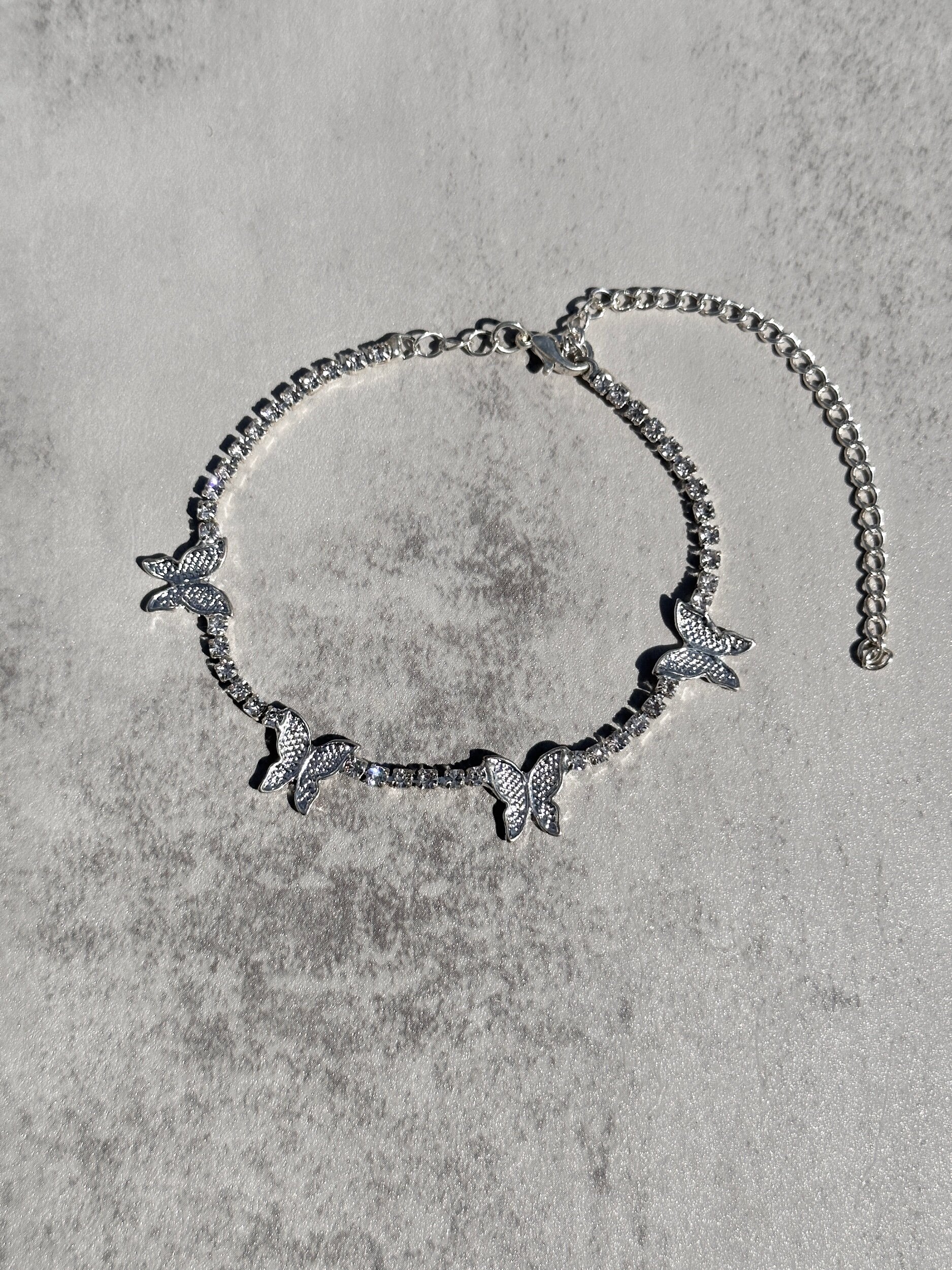 8302305E-E659-420F-A09E-F06C9ACBF03F