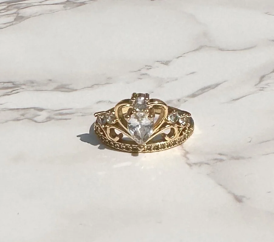 ED7B2DC9-CF33-40F5-B2E8-FB3E64B6A2C3