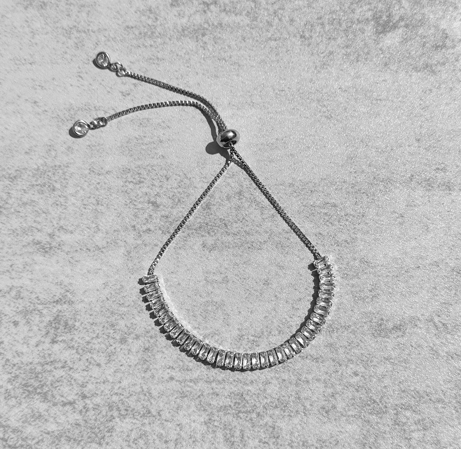 63DD81B6-6D8A-4728-B821-93F6E7DF3337