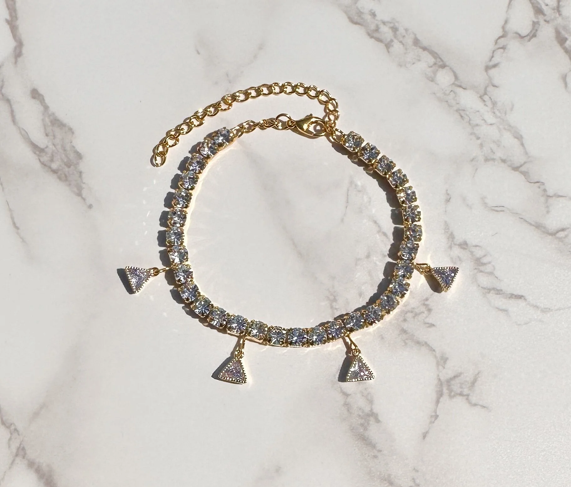 D006B9A4-261B-4B14-8FBD-0B7DD209F69E