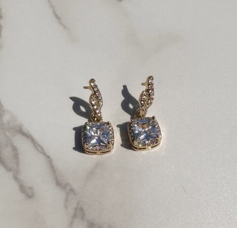 1A934171-09BA-4B98-988D-3E933FE1A622