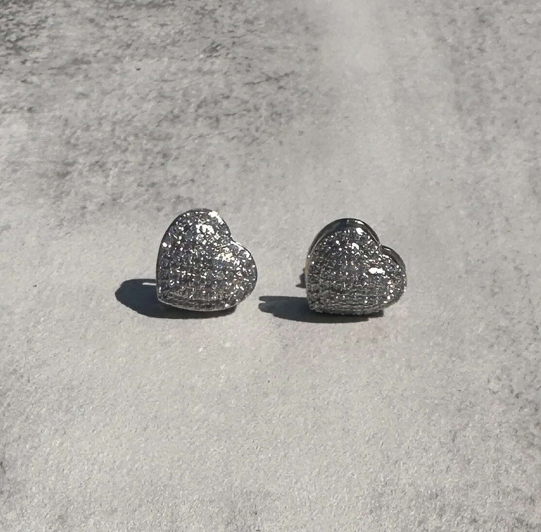 C038795C-27AA-4E1F-8C3E-DA6B4CC86A12