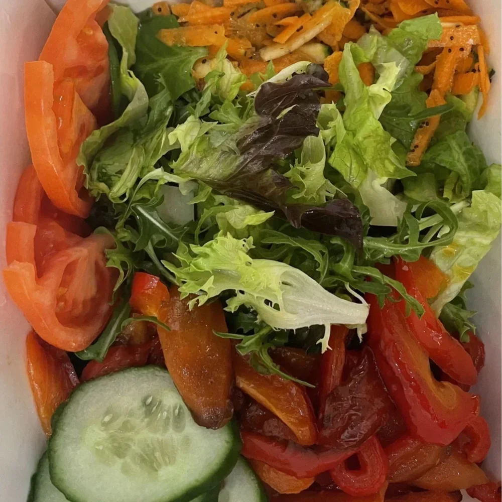 Roasted vegetable salad box