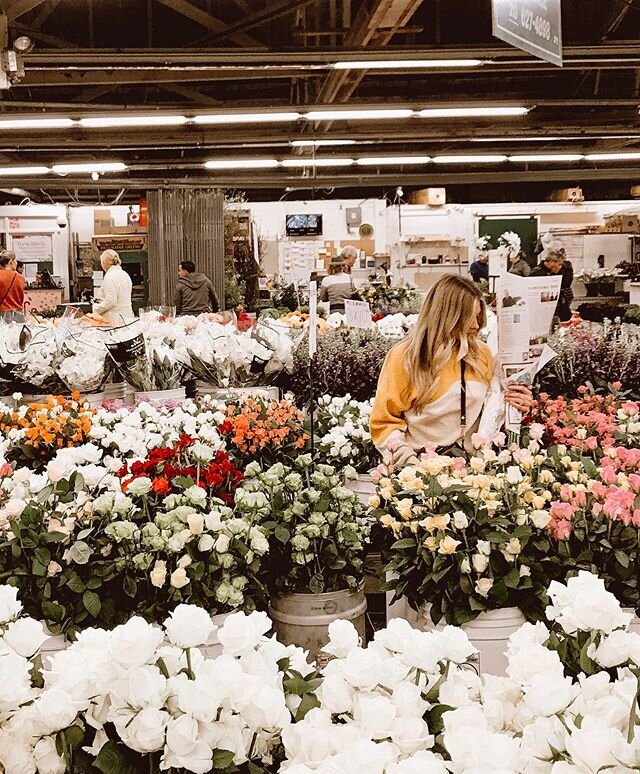 Last time I was at the market, missing this place more than ever right now. So badly want to be back surrounded by flowers
