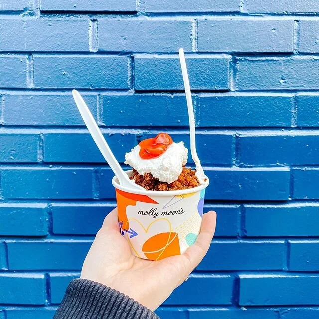 Sundae✨Sunday✨Sun Day☀️
.
.
.
.
.
.
.
#sundae #sunday #march #mollymoonsicecream #mollymoons #mollymoonicecream #seattle #food #dessert #sugar #yum #fit #health #instagram #instagood #happy #engagement #anniversary #and #internationalwomensday