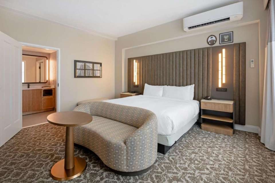 Bryan Ashley Custom Casegoods Hotel Flor Tampa, Tapestry Collection by Hilton Designer: Jacki Arena Interiors Purchaser: Slate Procurement