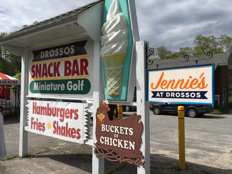 snack bar sign with Jennie sign R.jpg