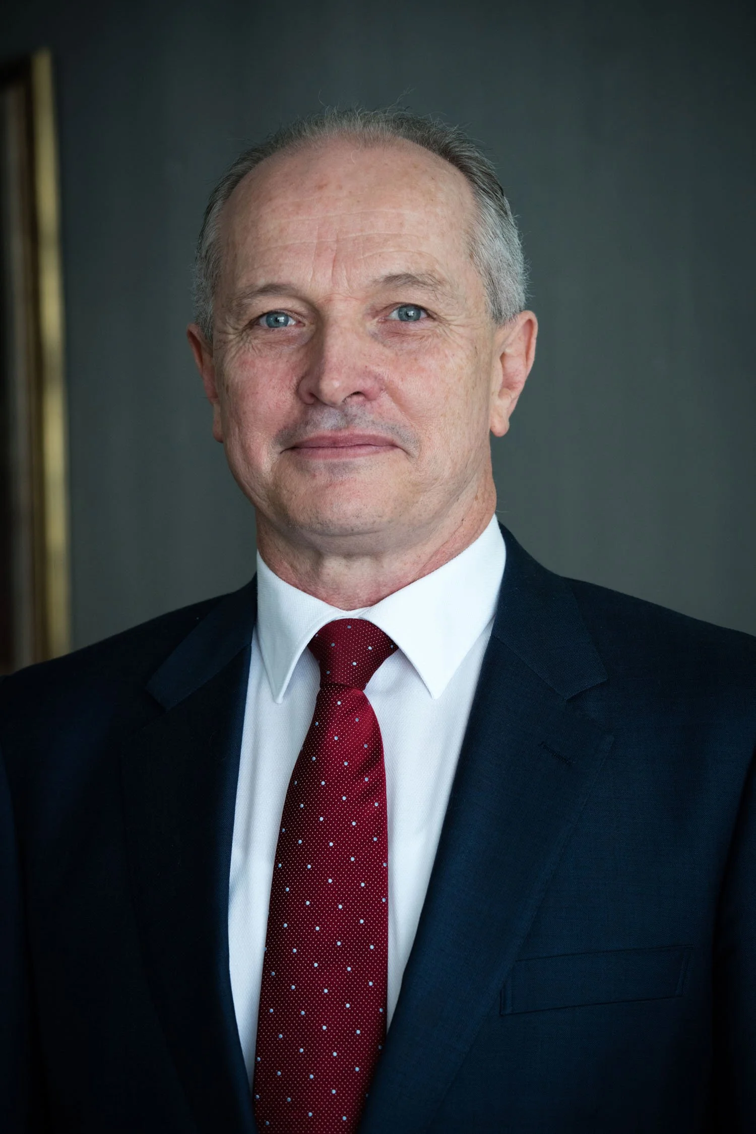 Applegarth  photo head and shoulders.jpg