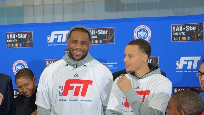 lebron-james-and-stephen-curry.jpg