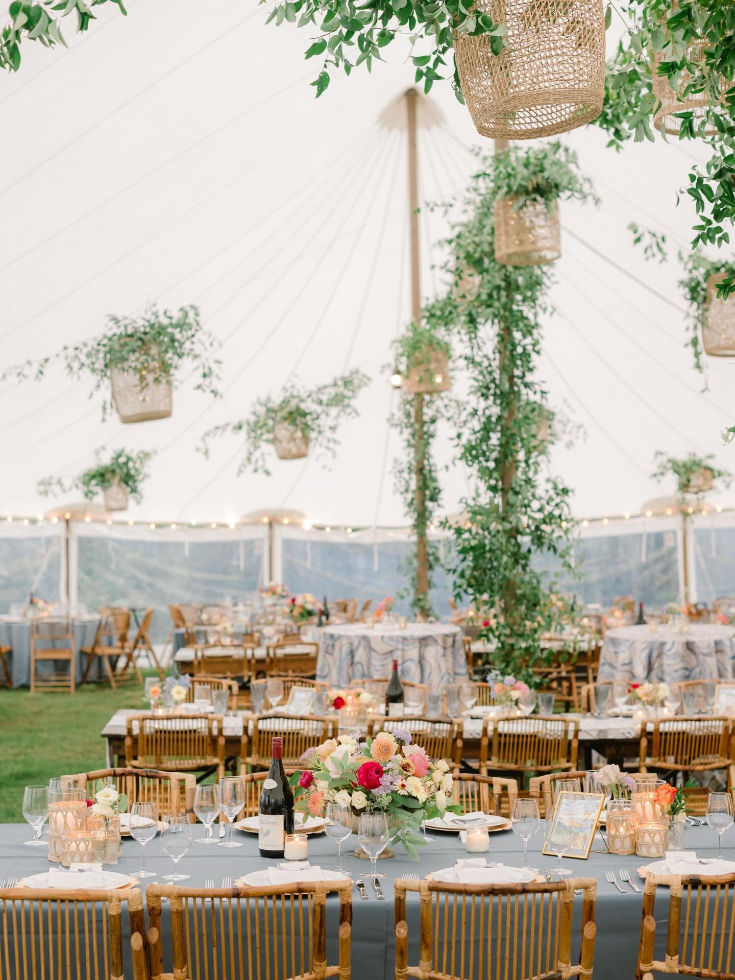 A memorable September day on Nantucket 

Venue @almanackarts
Planner @magnoliaaffairs 
Floral @whitebirchfloral 
Photography @rebeccalovephotography 
Catering @nantucketcateringcompany 
Rentals @nuagedesignsinc @placesettersnantucket 
Videography @wh