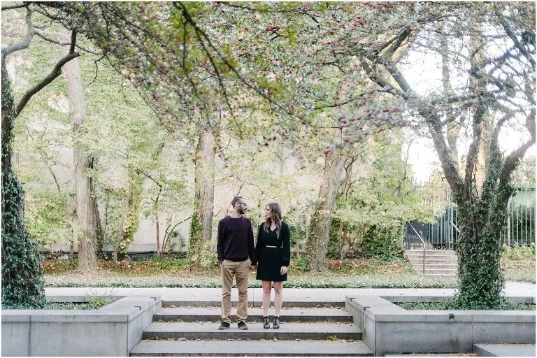 The-Art-Institute-of-Chicago-Garden-Engagement-Photography-Chicago-Engagement-Jasmine-Nicole-Photography-12(pp_w768_h512).jpeg