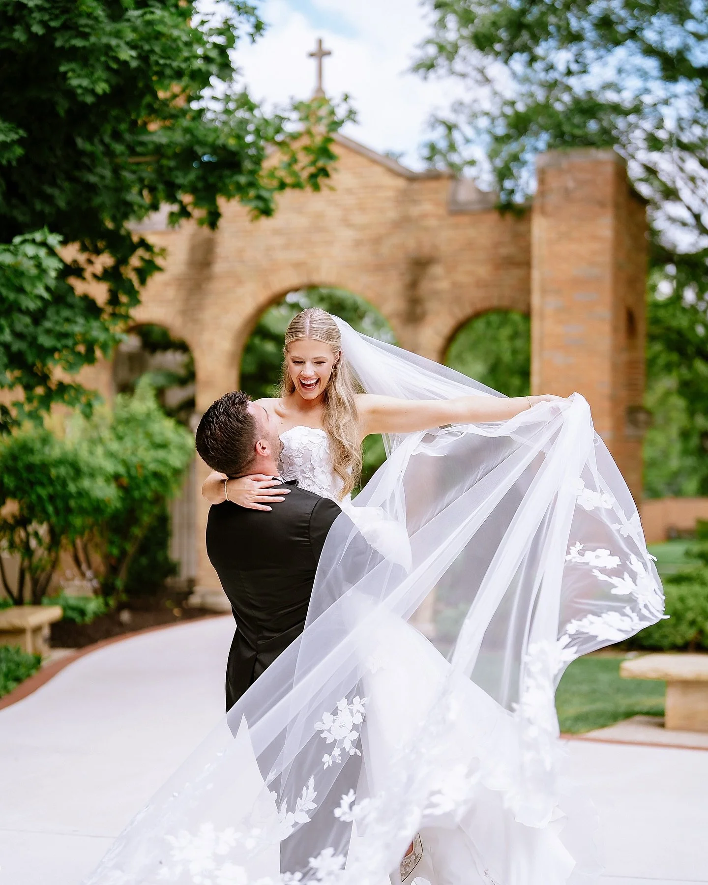 This wedding was just stunning! Forever grateful H&amp;P invited us to their world! Meeting their family and friends was soooo soul filling! ☀️🤍

Venue @meridianbanquets 
Video @oakhouseweddingfilms 
Bridal Gown and Veil @maggiesotterodesigns  Shoes