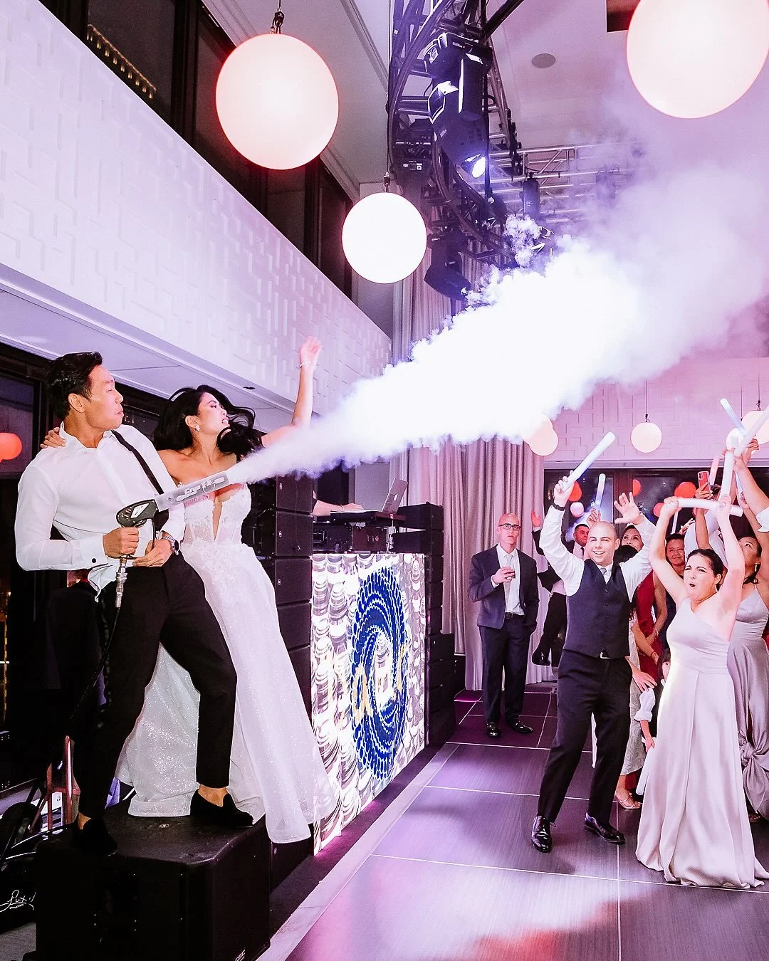 Krystal and Addison&rsquo;s refined elegance at The Langham hotel. This love story was the one for the books! 

In fact this wedding was published multiple times in @chicagostyleweddings magazine and I wanted to share it here 🥰💖

When it came time 