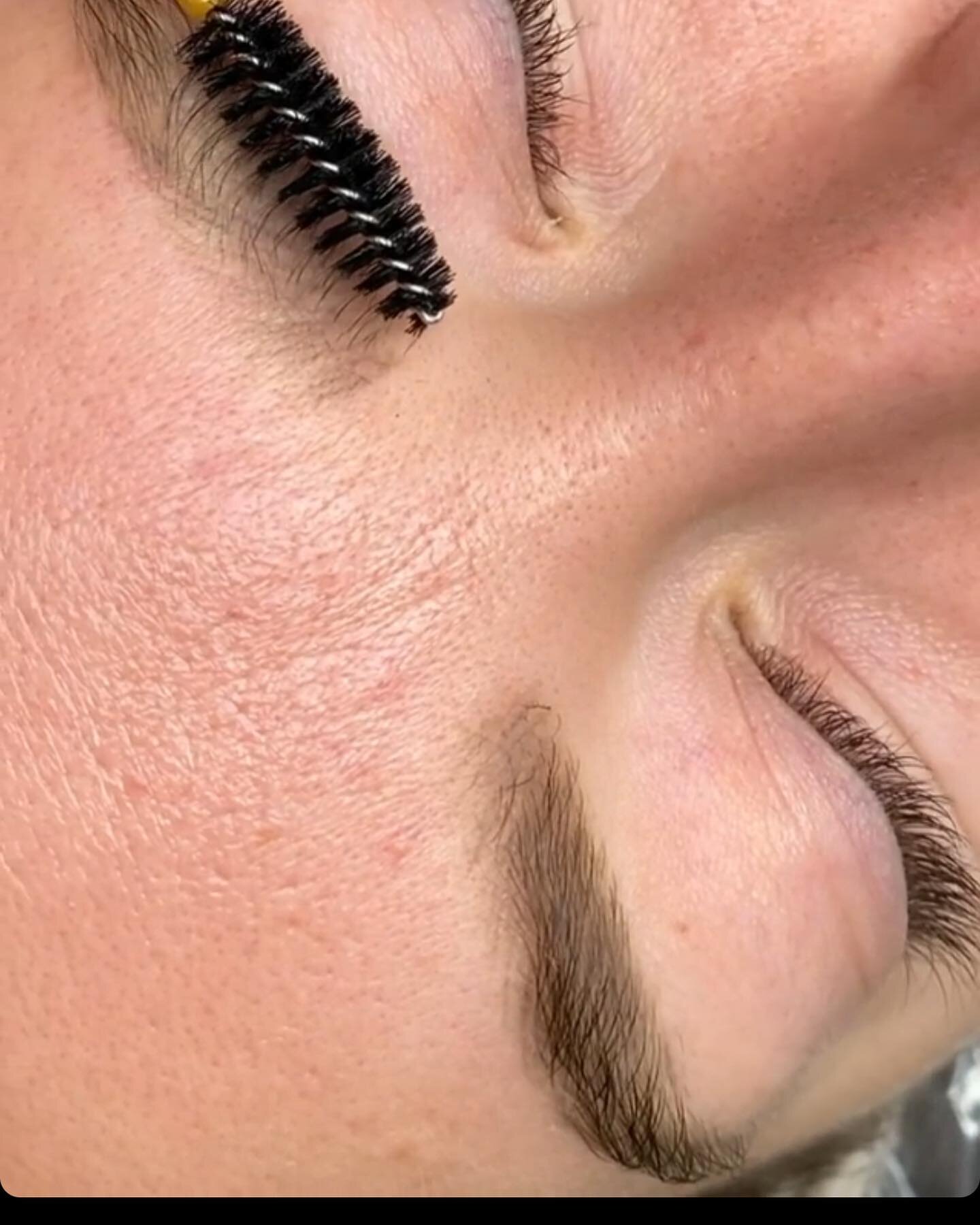 Let&rsquo;s talk about Touch Ups! These brows here are healed after 2 years.
.
Microblading should not be done every single year. Very few people will need a touch up at 1 year. Most will be more like 2-3 years. If you had a touch up at 1 year, then 