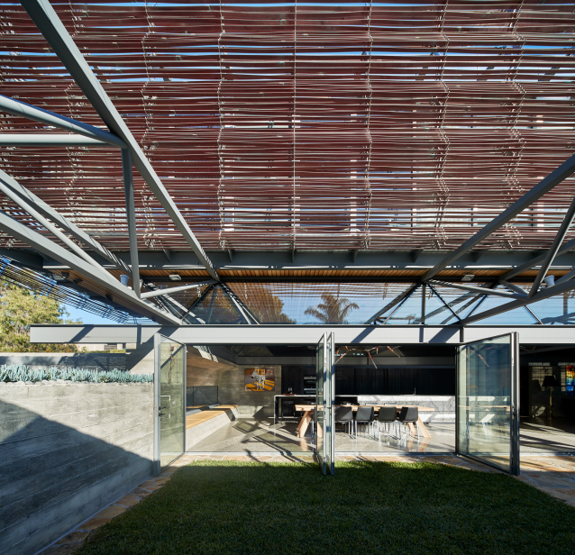 MarchStudio_Compound_05.png