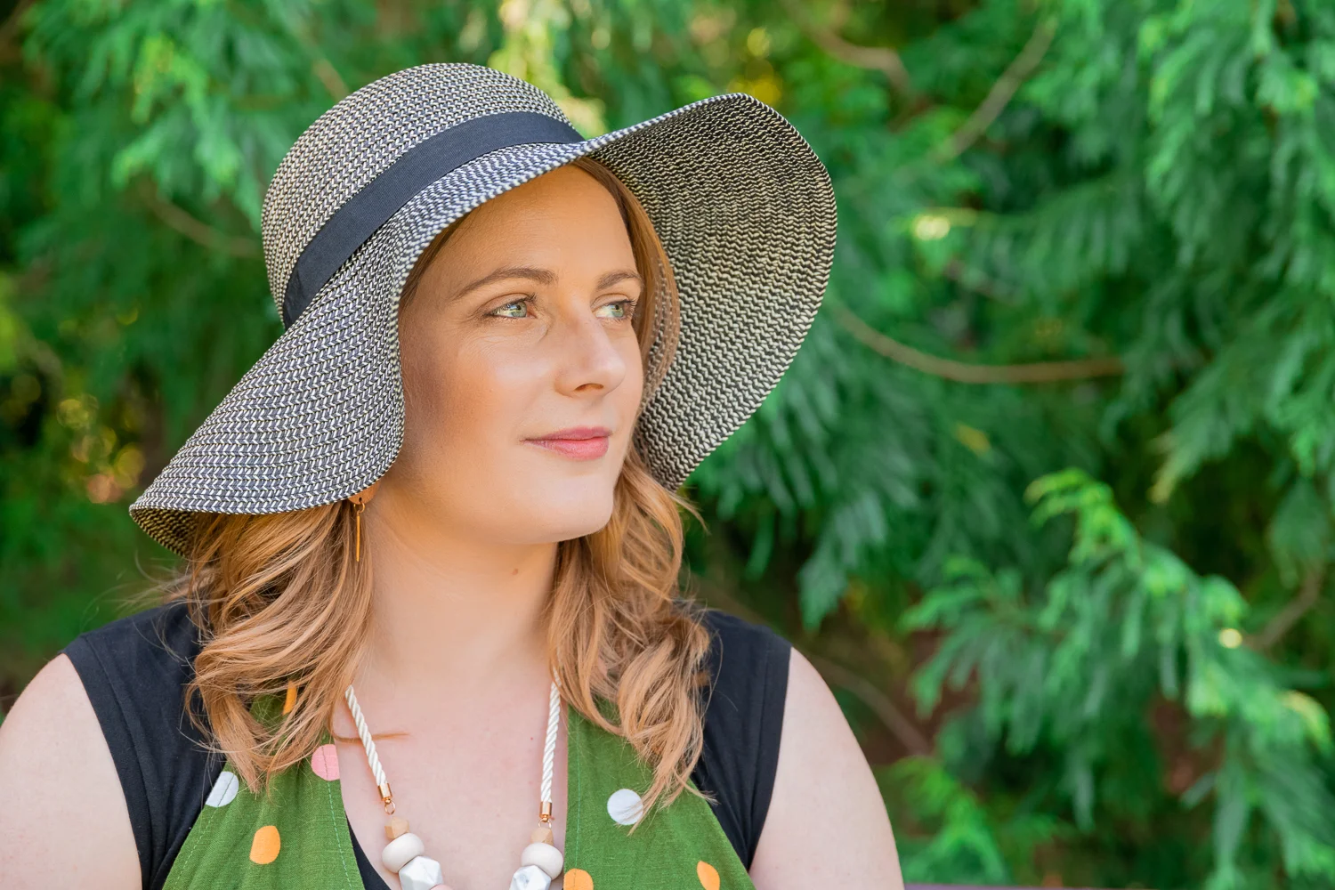 6 Ways to Always Look Fantastic in Photos