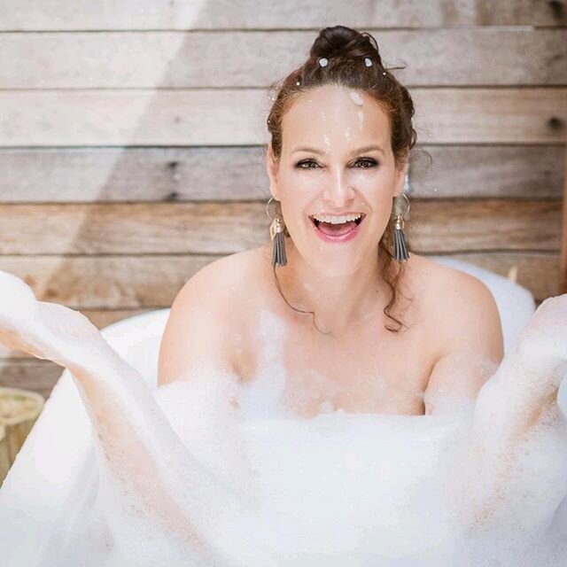Happy International Women's Day! Always be you! Have fun! Enjoy bubbles, bubbles and laughter ❤️❤️ #womensday #internationalwomensday #woman #womenentrepreneurs #bossbabes #bosslady #beauthentic #beautiful #photographer #leebirdphotography #personalb