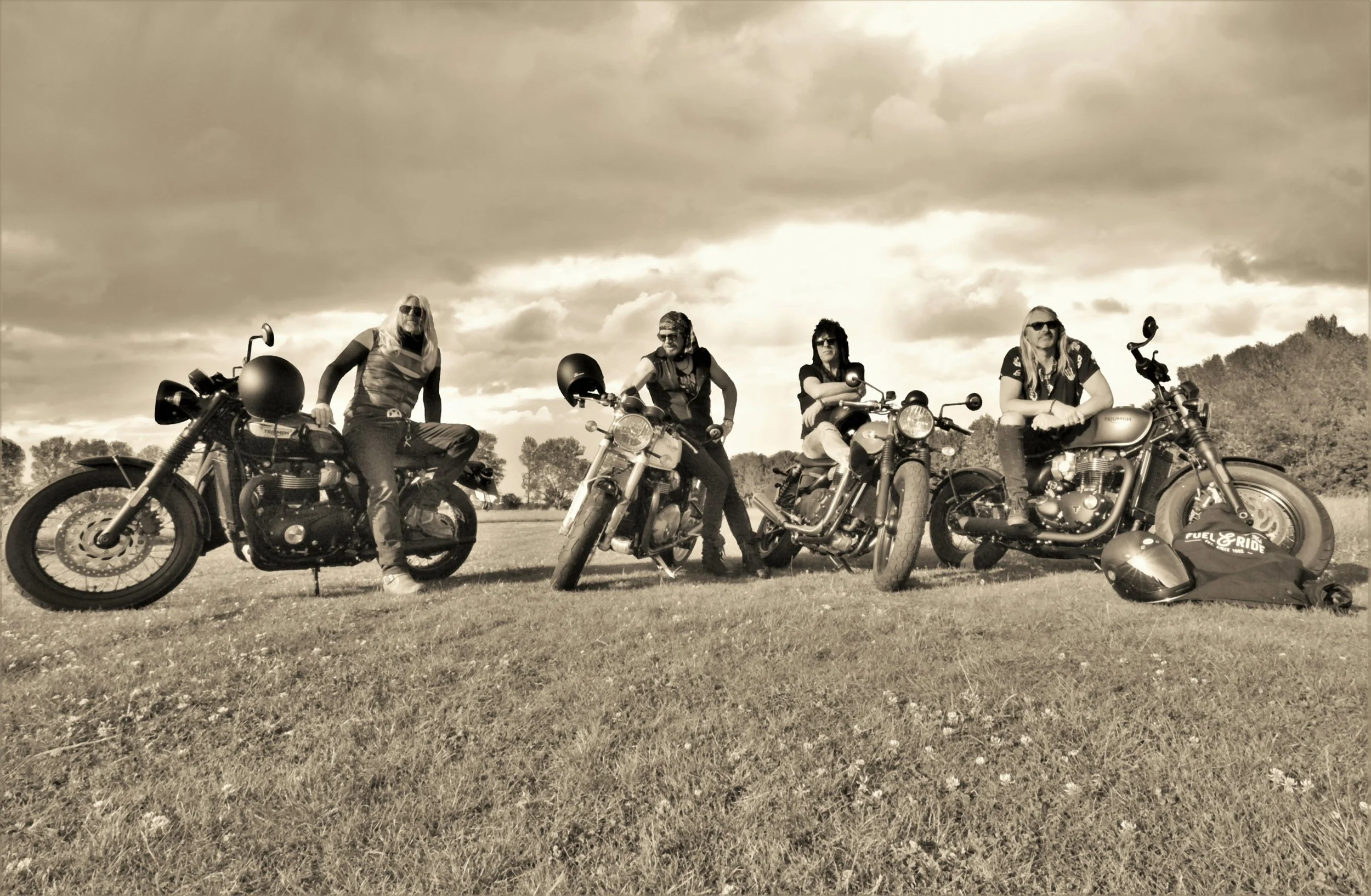 GS agreed band shot.jpg
