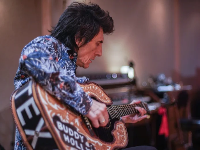 EAGLE ROCK FILMS AND RONNIE WOOD TEAM UP FOR SOMEBODY UP THERE LIKES ME FILM.