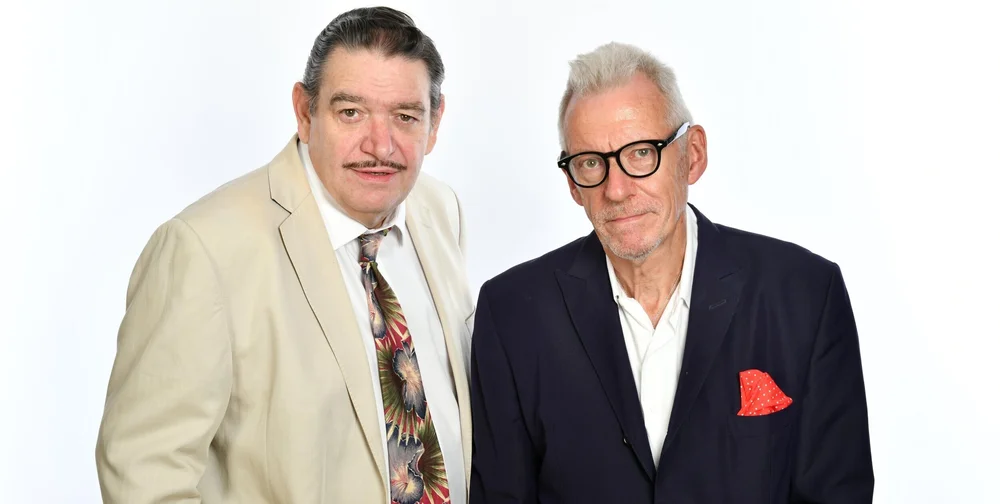 The Fabulous Poodles Mirror Stars Tony De Meur And Bobby Valentino On The Top Dogs Return Decibel Report The poodle skirt was a colorful, full, swingy skirt that typically hit just below the knee. mirror stars tony de meur and bobby