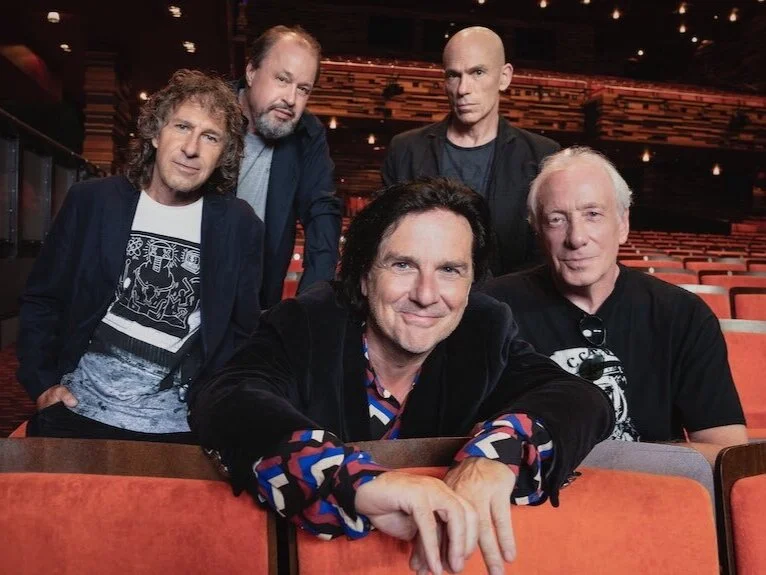 Marillion ask fans to insure they keep the show on the road