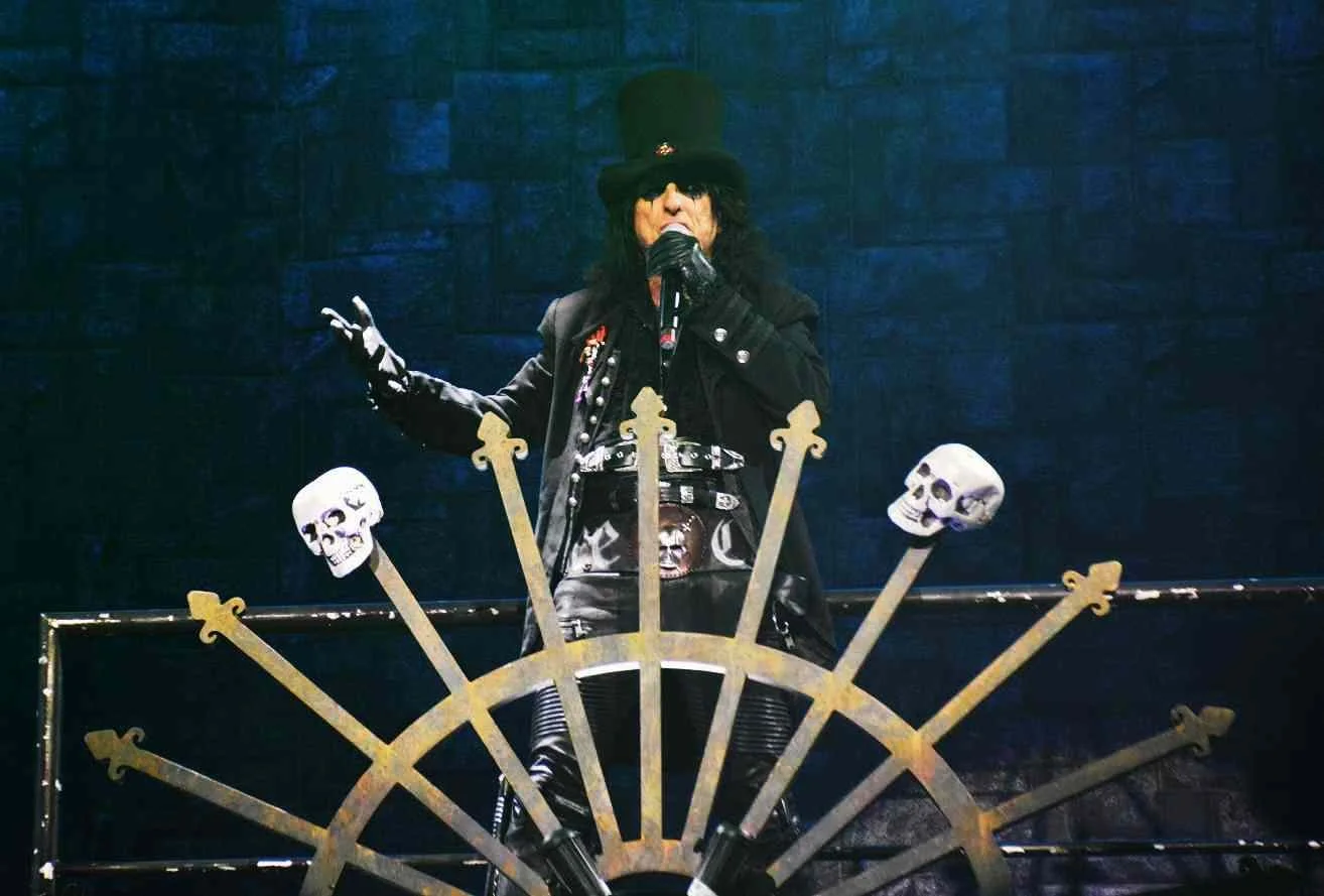 Alice Cooper supported by The Cult, O2 Arena, London