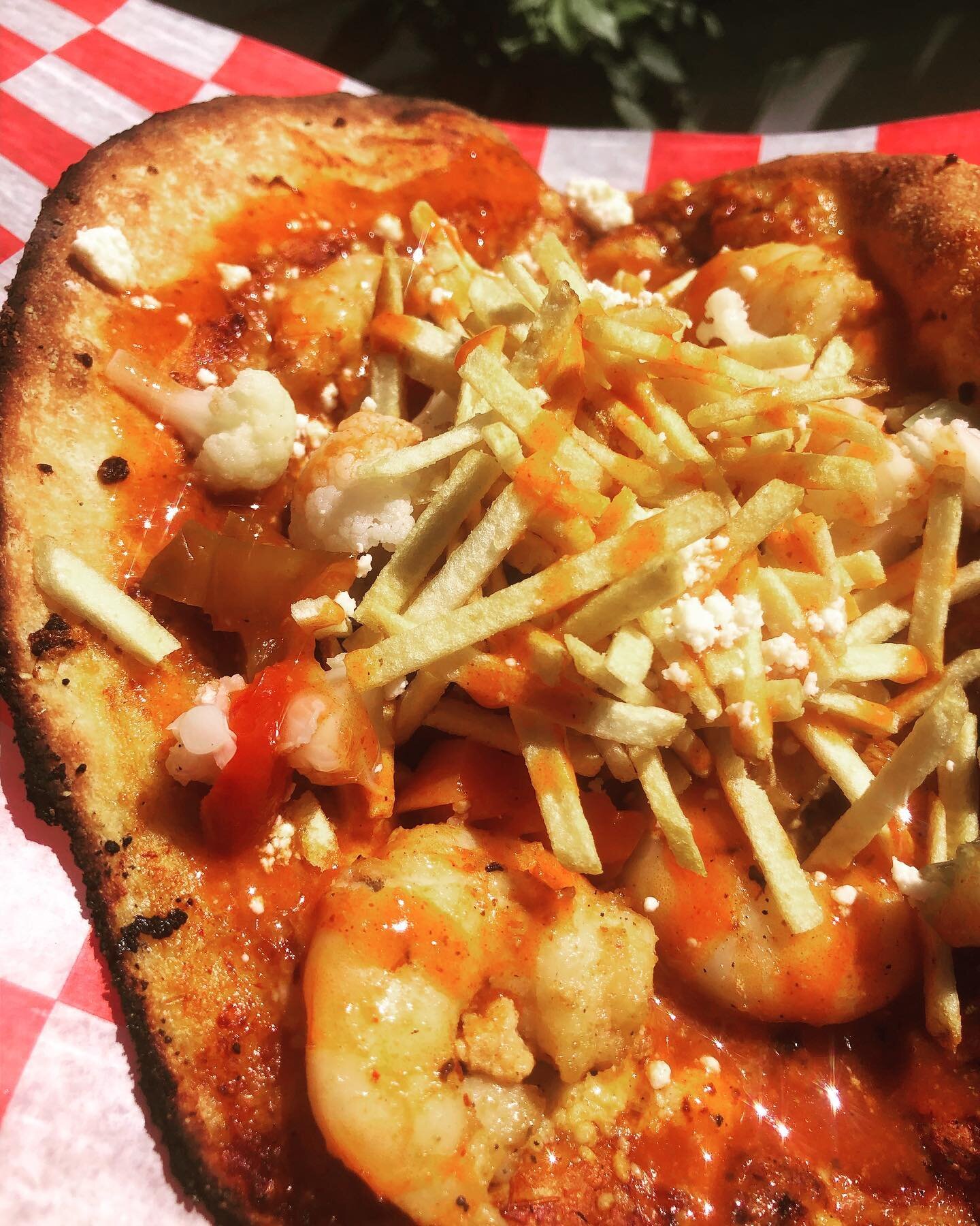 The weekend special! Shrimp Mozambique, spicy shrimp, pickled veggies, potato stix. This weekend only. #taco #tacotruck #shrimptacos #warrenri #rhodeisland