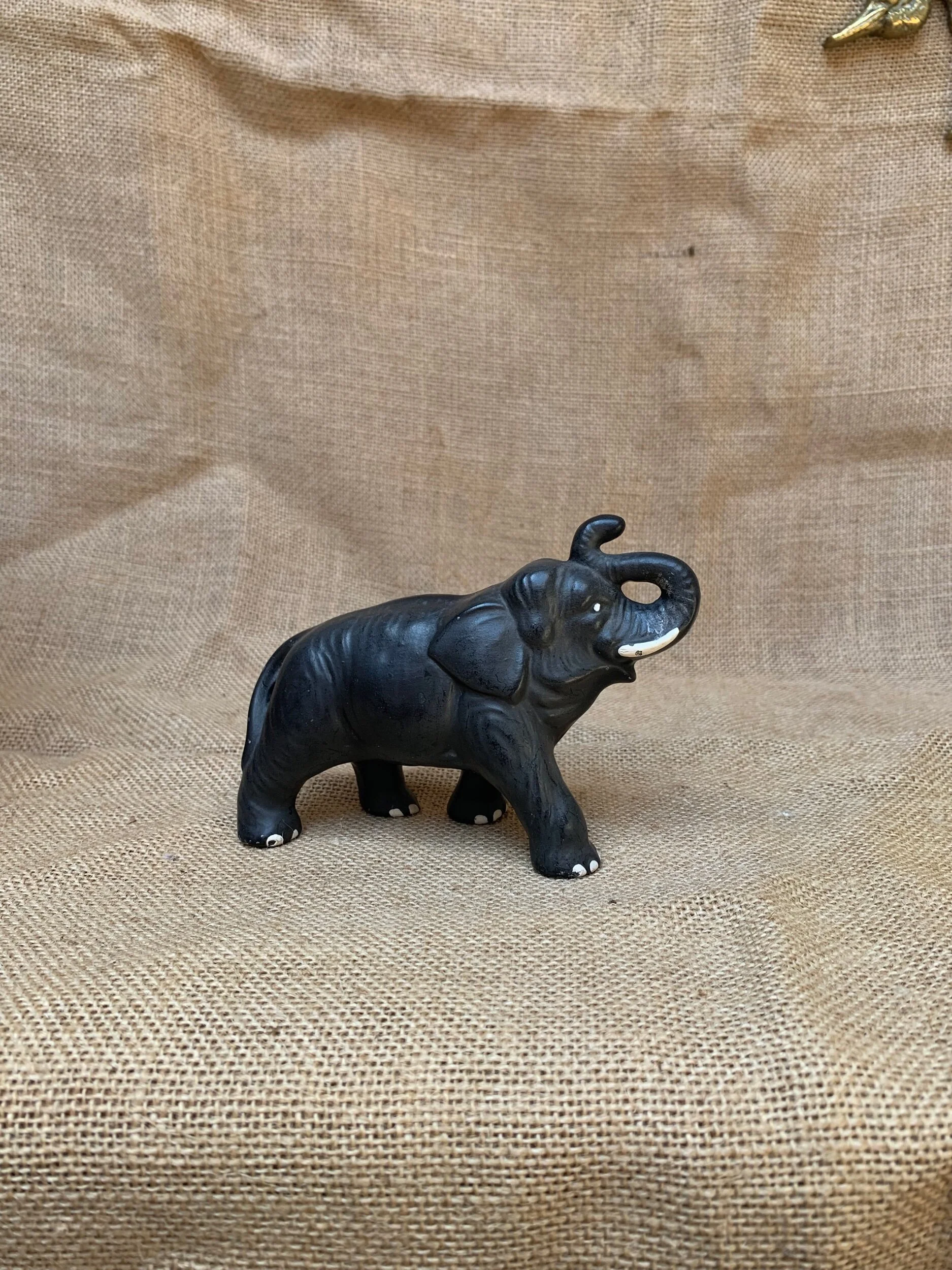 Sylvac black elephant