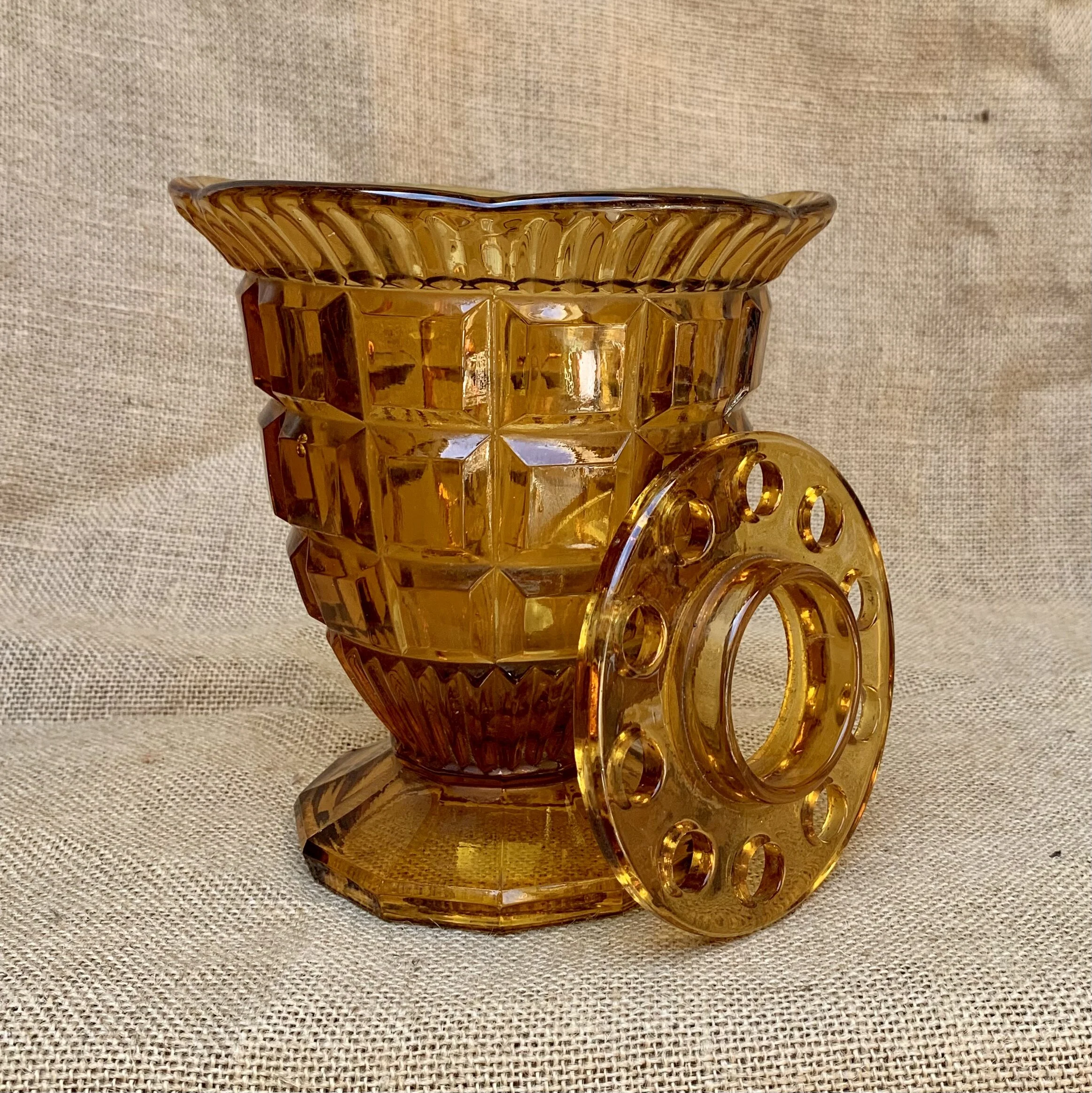 Stunning amber glass vase with frog