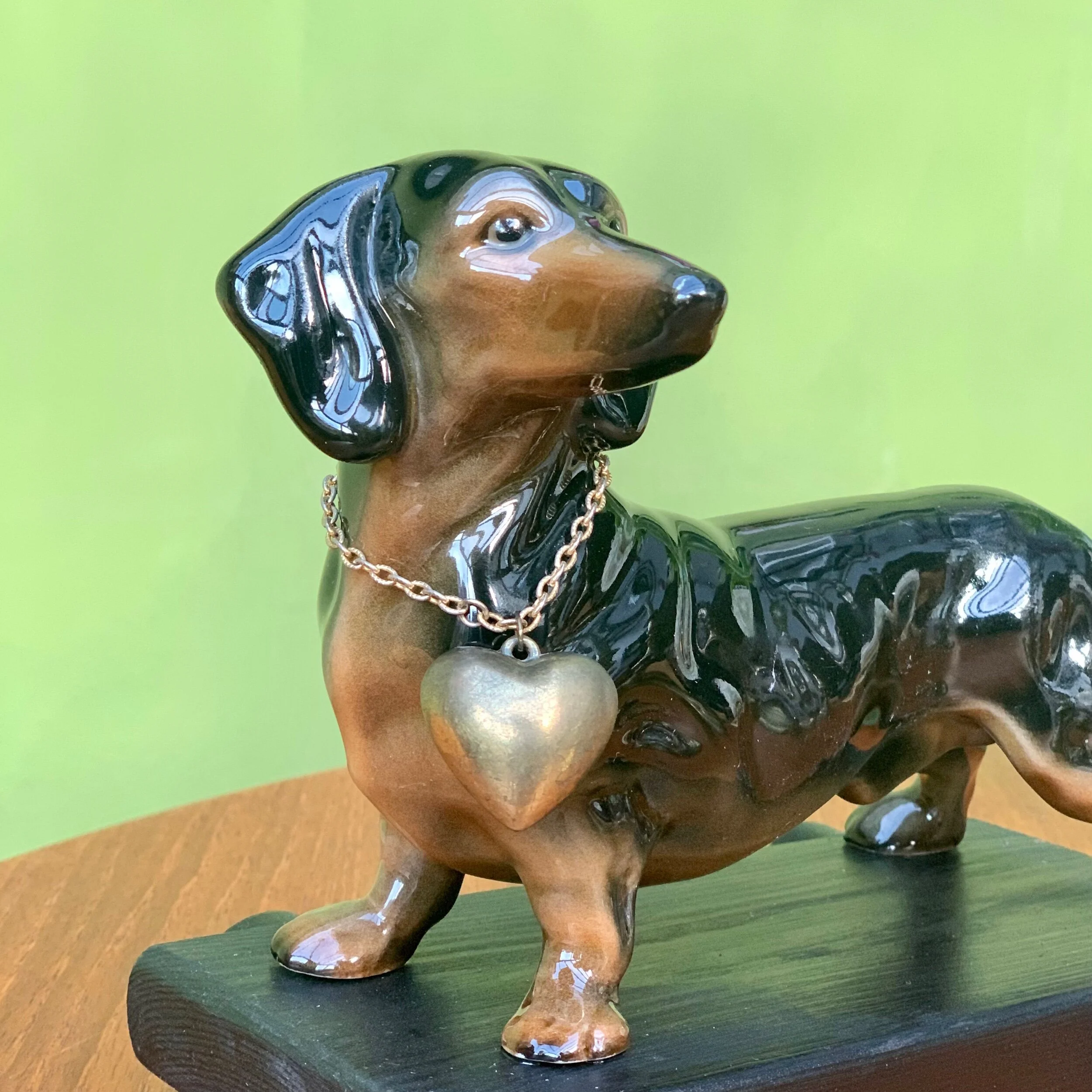 8EE9C32B-230C-41CE-9D14-7664E00F00AF