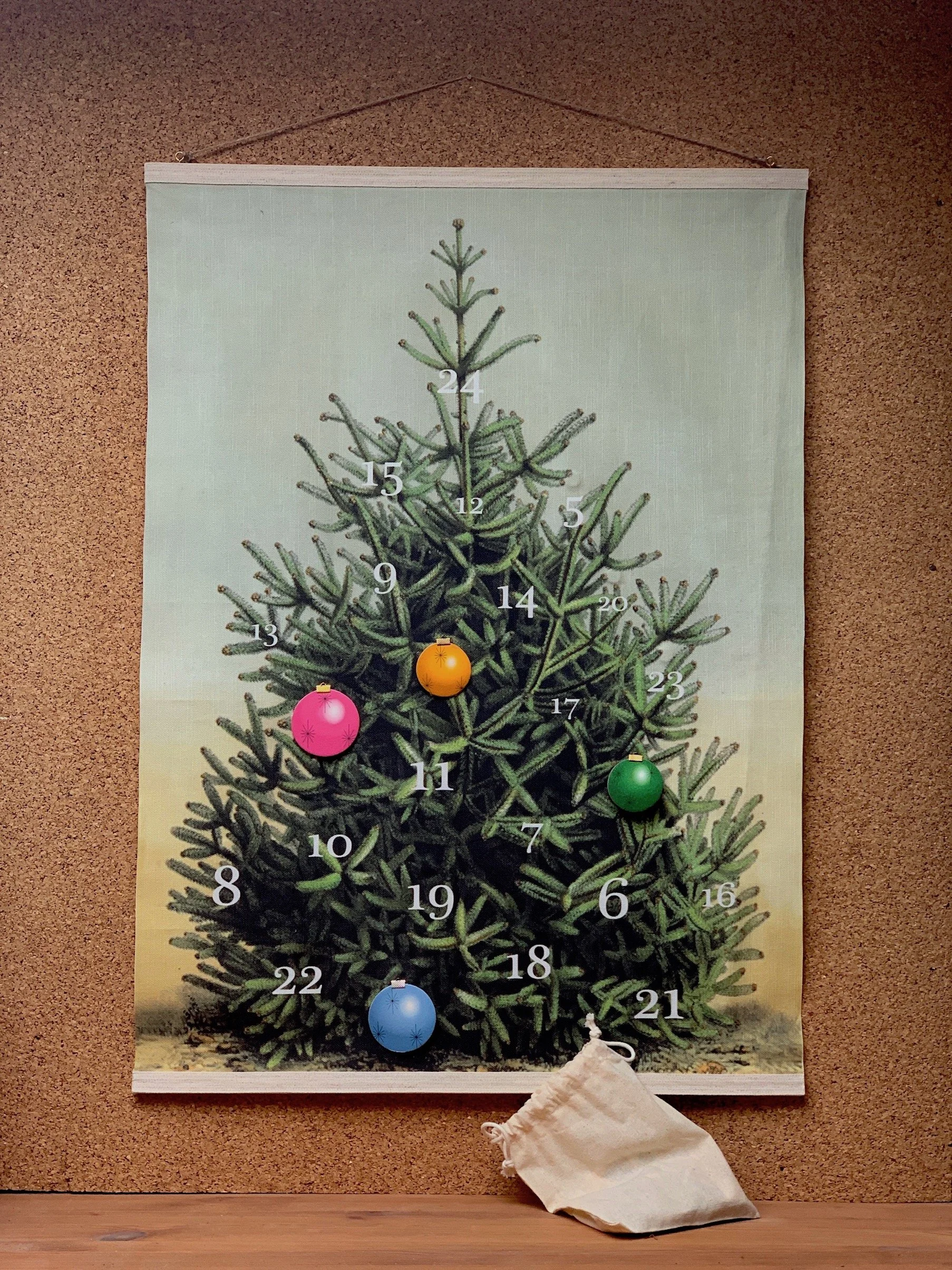 retro christmas tree advent calendar.jpg