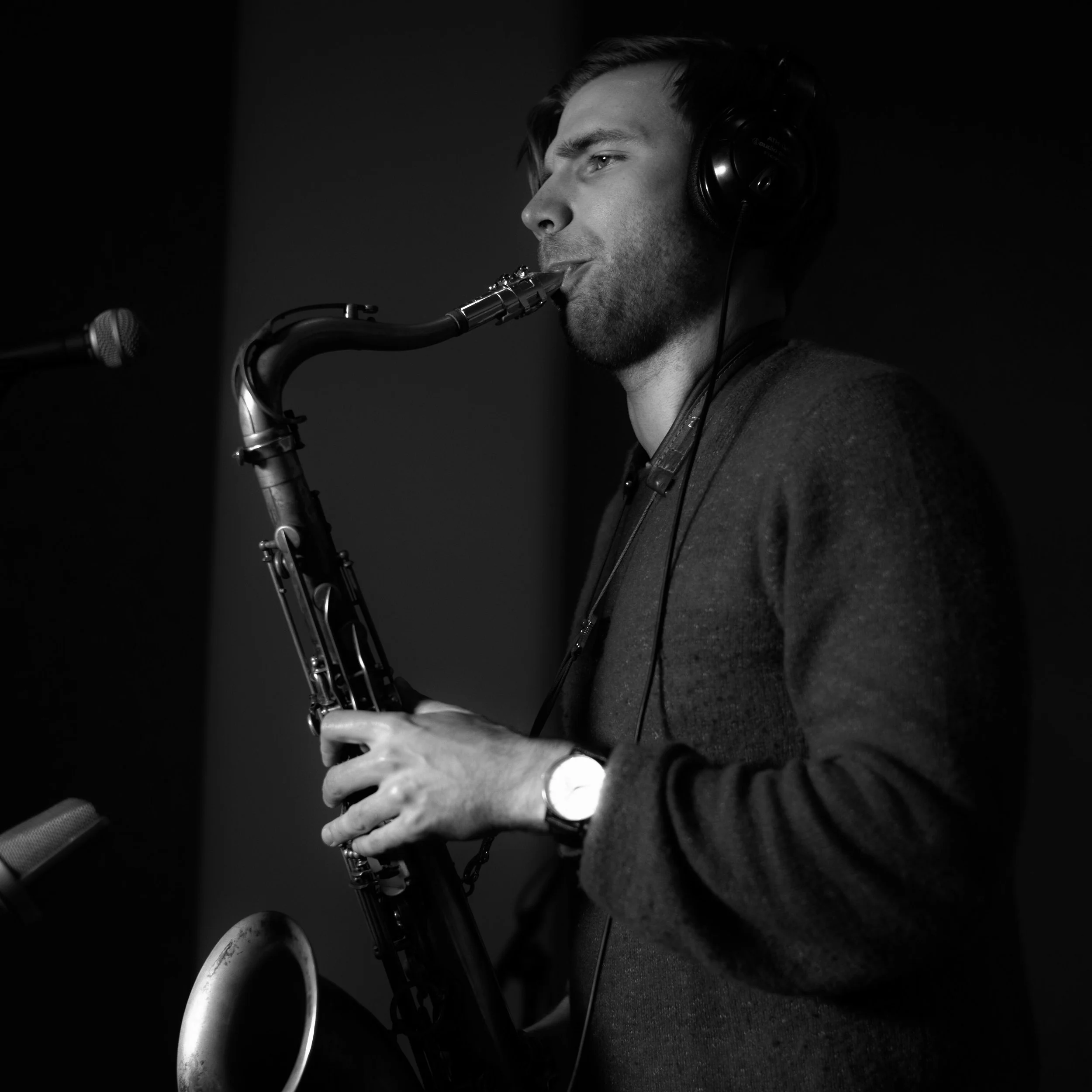 Recording “Metamorphosis”. Groove Masters Studio, Santa Monica, CA. Photo by Alan Kozlowski.