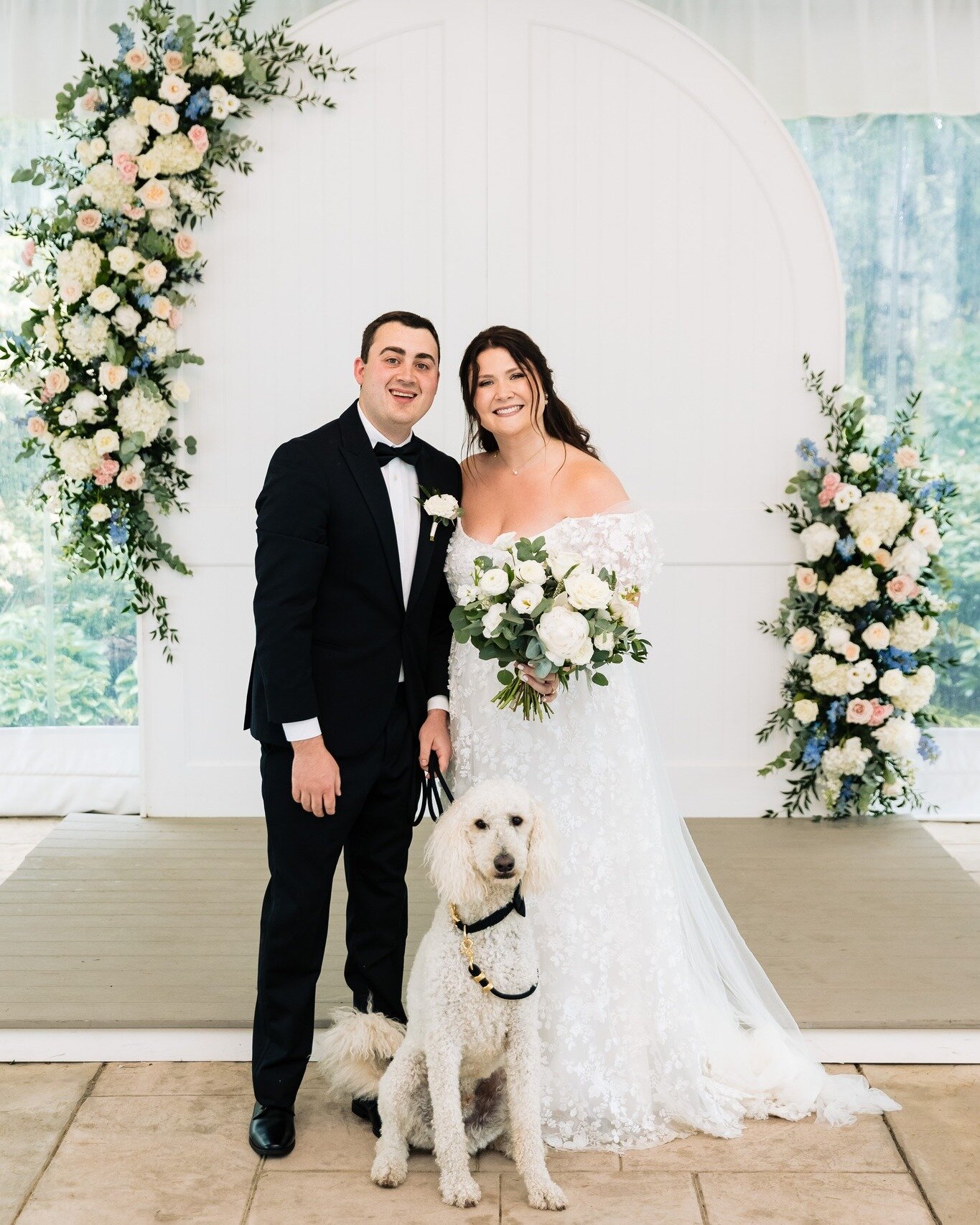 Becca + John 5.20.23

-Ceremony-

Photographer: @stephenwhiting 
Florist: @sarahsfloral 
Makeup: @bombchellebeautymua 
DJ: @djdannywalsh 
Videographer: @pirateslanevideo
Donuts: @pvdonuts
Cake: @sweetsenseglutenfree

Bride: @_beccadoran
Groom: @johnn