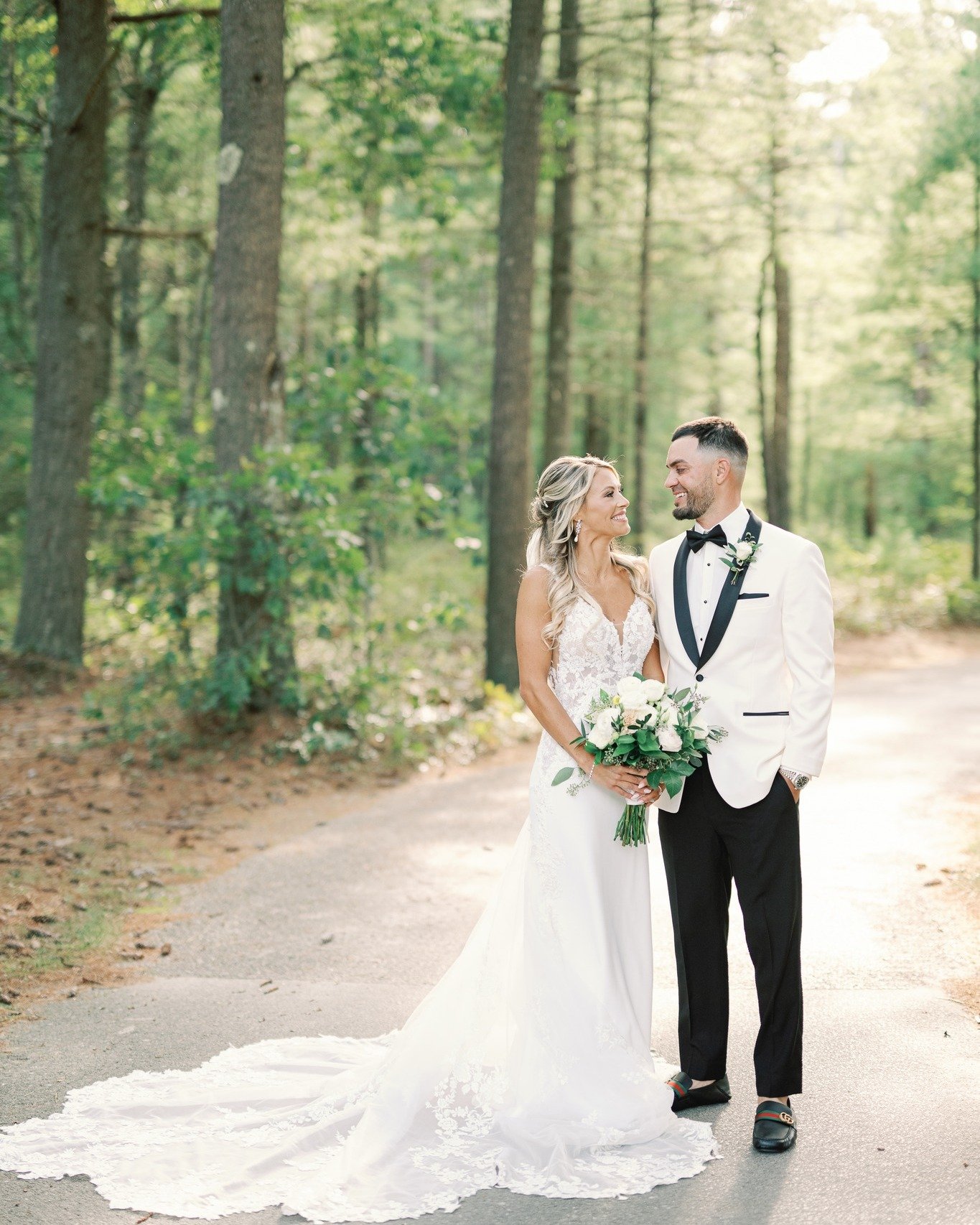Kayla + Nick 09.22.23
bride: @k_colombo22 
groom: @ncolombo619 
Photography: @coltonsimmonsphotography 
Venue: @pavilionpgc
DJ: @djelsid @fusionfunctionent 
Videography: @sojourner.media