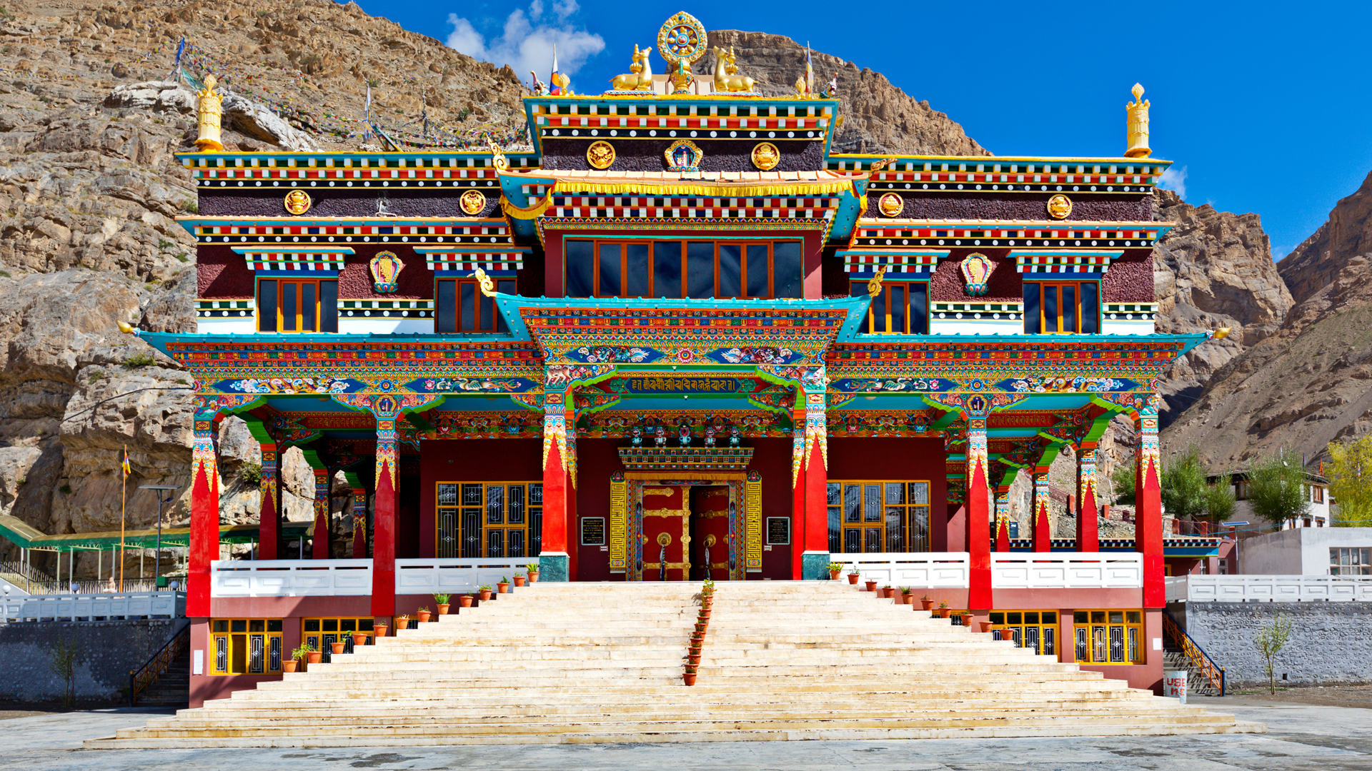  Leh Monastery 