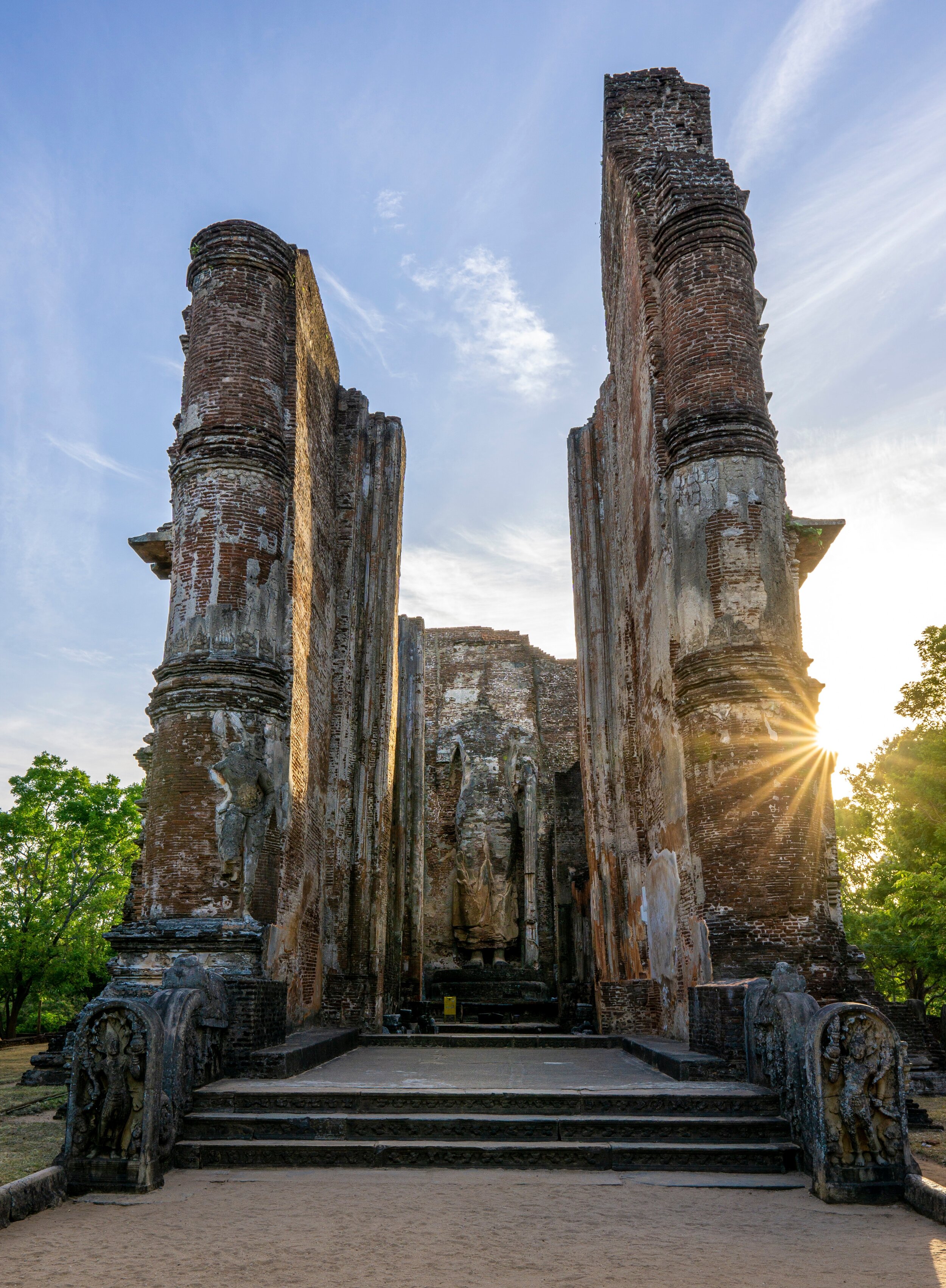  UNESCO World Heritage Site of Polonnaruwa 