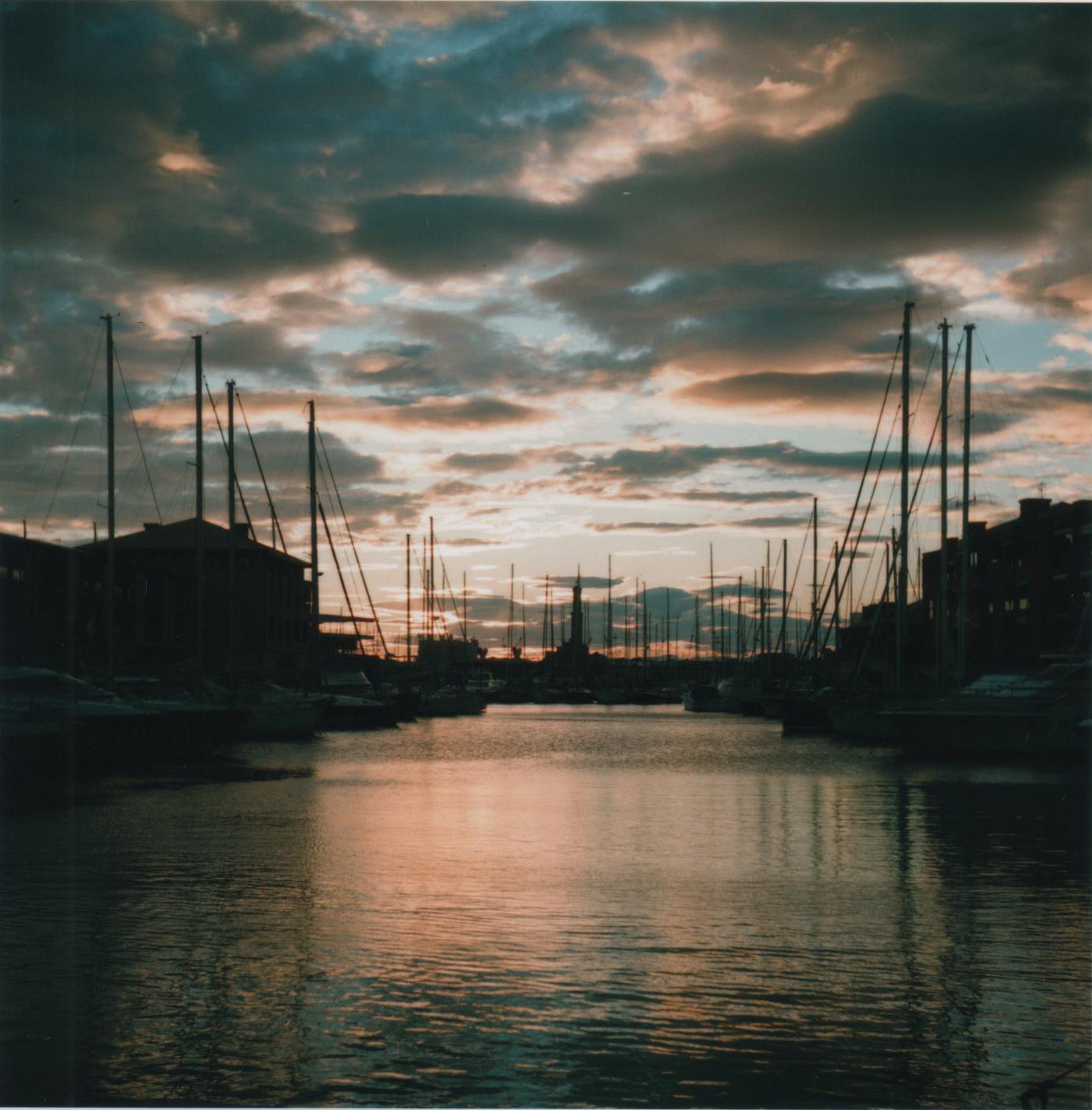 Genoa Harbour.jpg