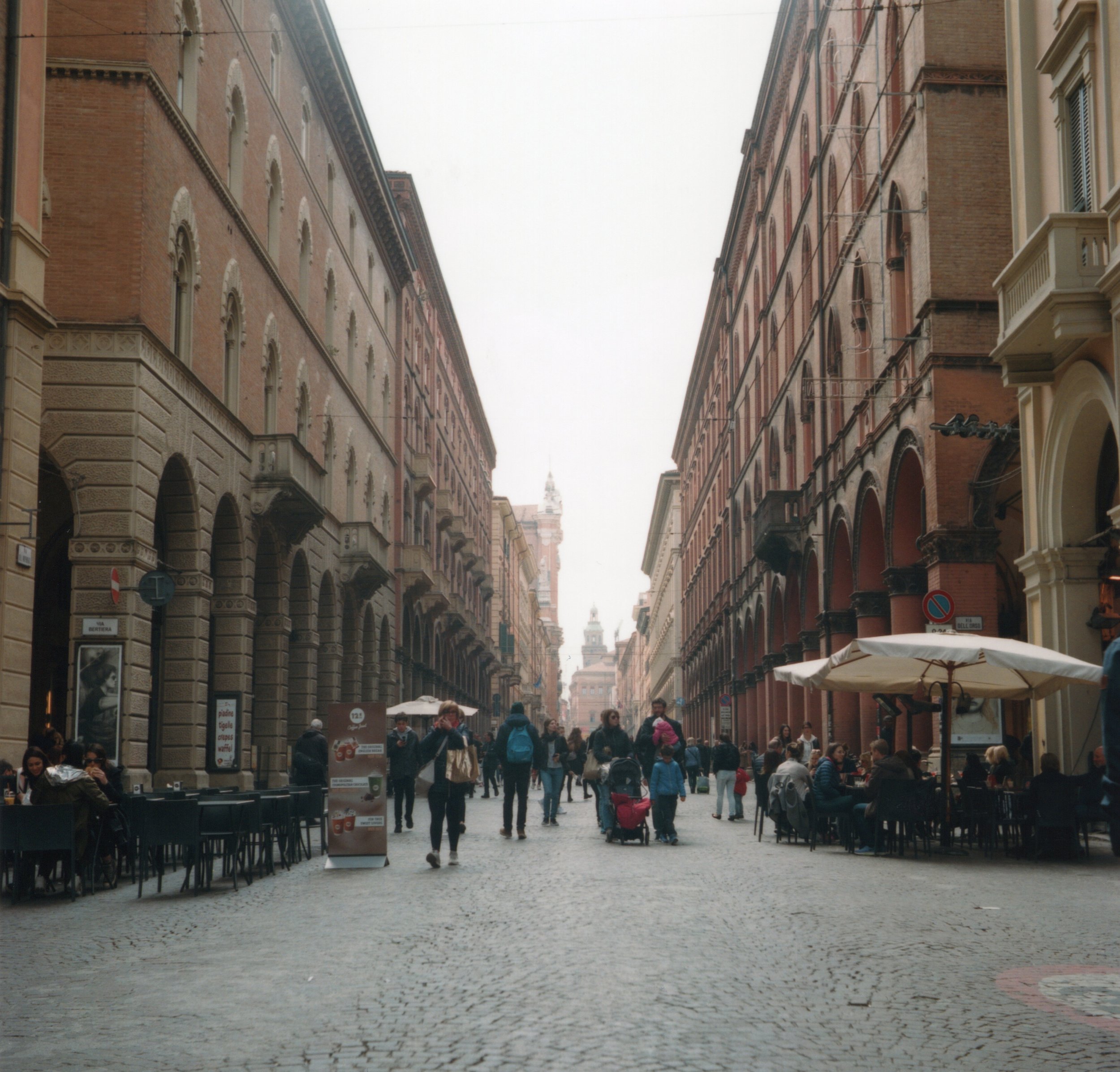 Bologna 1 f8 500th.jpg