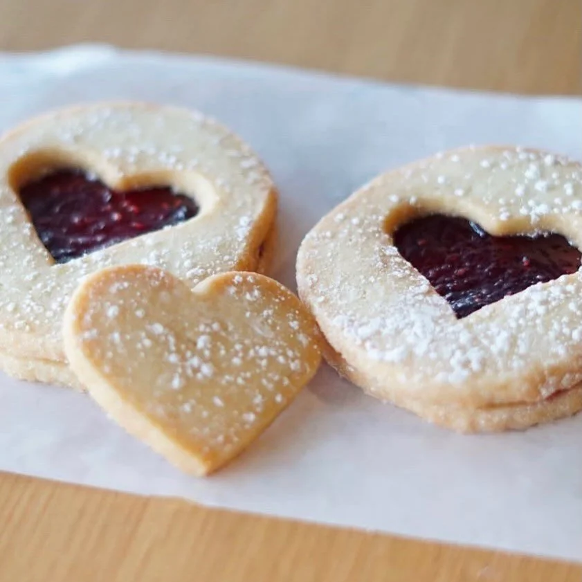 Be My Valentine 💌 
Share a shortbread cookie with your sweetheart. Available today &amp; Valentine&rsquo;s Day!
#shortbreadcookies #breadandchocolatemn #grandavenue
