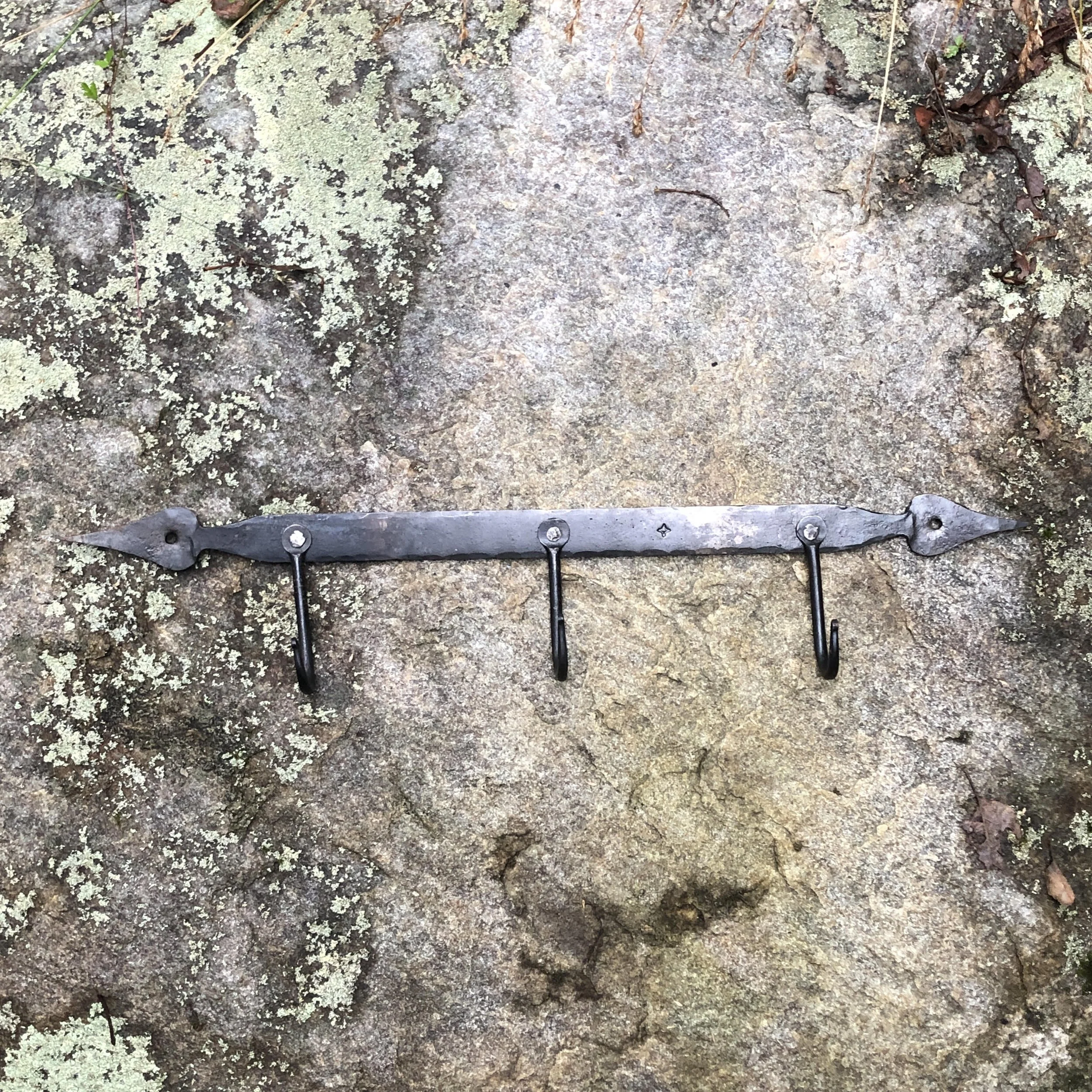 Spear Point Wall Rack