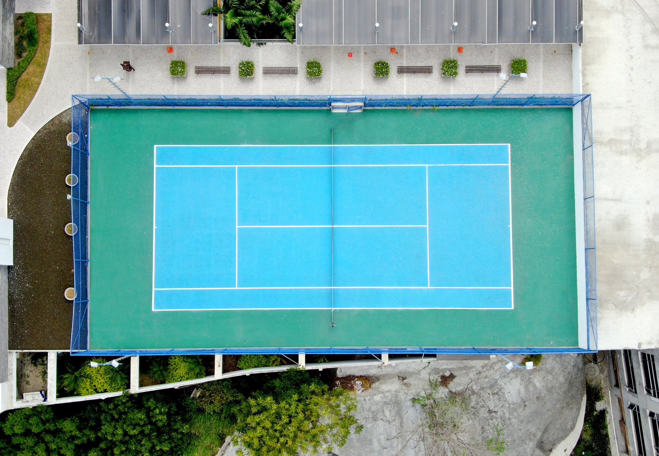 mykonos-tennis-court-2.jpg