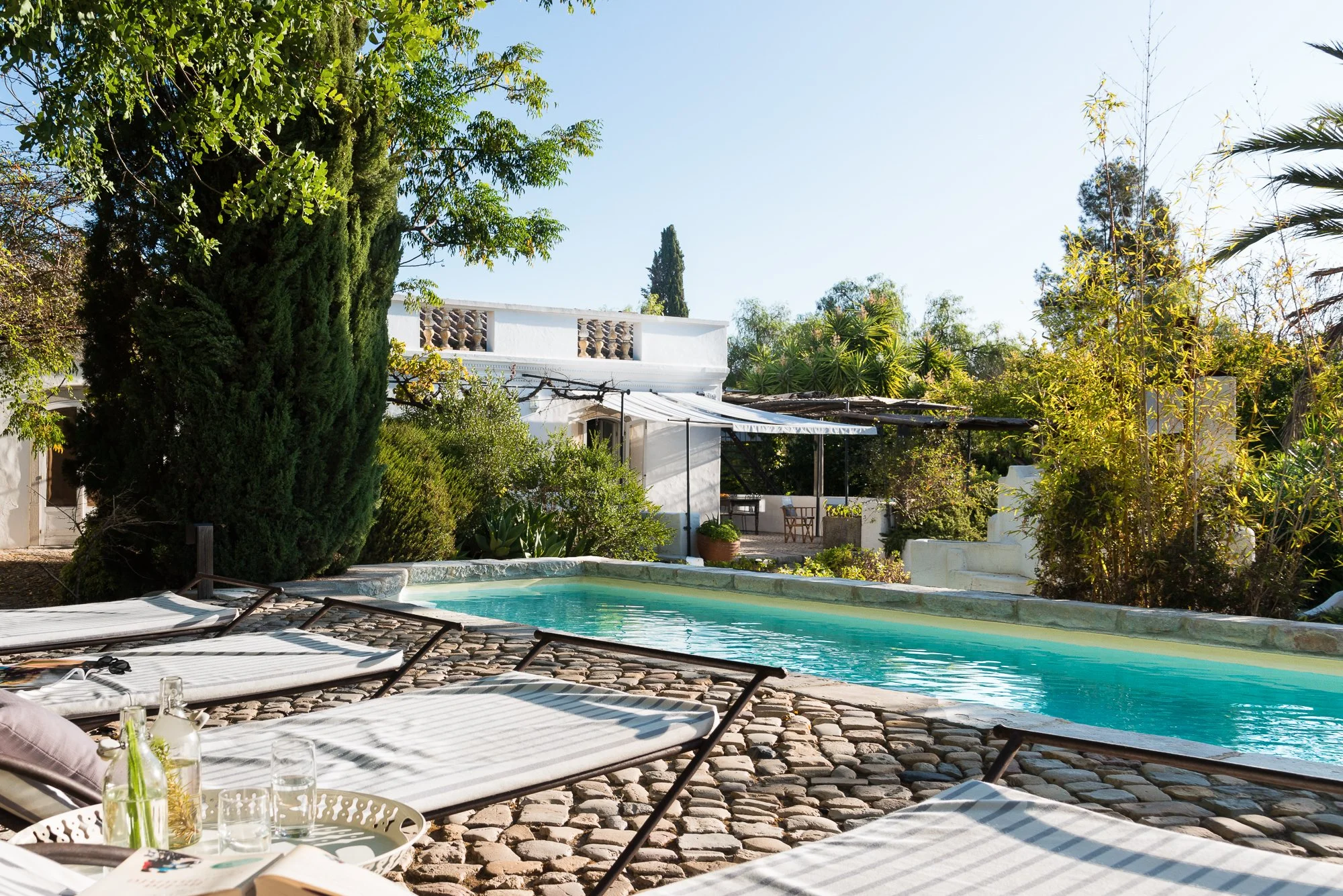 PORTUAL POOL AND CHAIRS.jpg