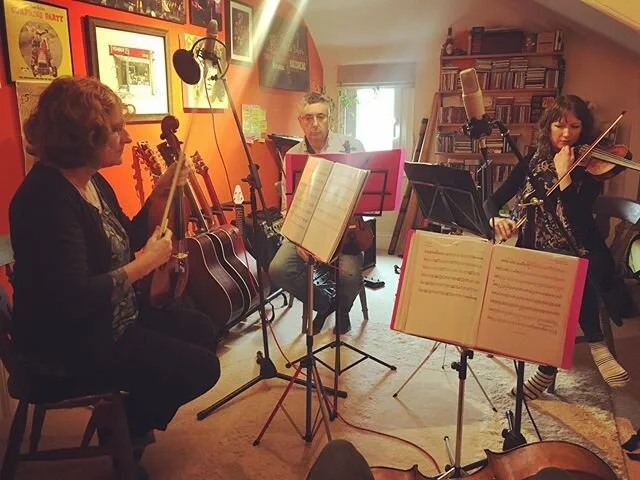 Recording session 🎙 🎤 🎧 🎶 &mdash;&mdash;&mdash;&mdash;&mdash;&mdash;&mdash;&mdash;&mdash;&mdash;&mdash;&mdash;
#4playallmusic #4playstringquartet #stringquartet #music #musicislife #lovemusic #recordingartist #homestudio #classicalmusic #cello #v